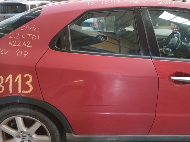 Recambio de puerta trasera derecha para honda civic berlina (fn) 2.2 ctdi referencia OEM IAM   