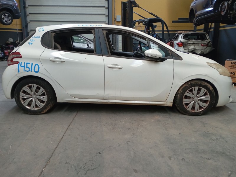peugeot 208 i (ca_, cc_) del año 2014