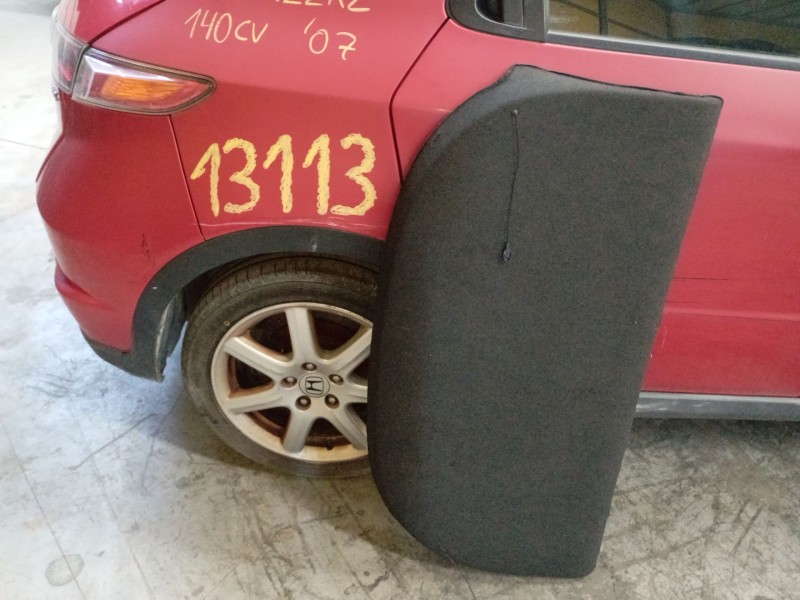 Recambio de bandeja trasera para honda civic berlina (fn) 2.2 ctdi referencia OEM IAM   