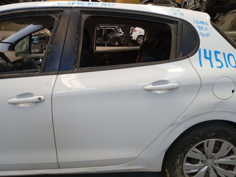 Recambio de puerta trasera izquierda para peugeot 208 i (ca_, cc_) 1.6 hdi referencia OEM IAM   