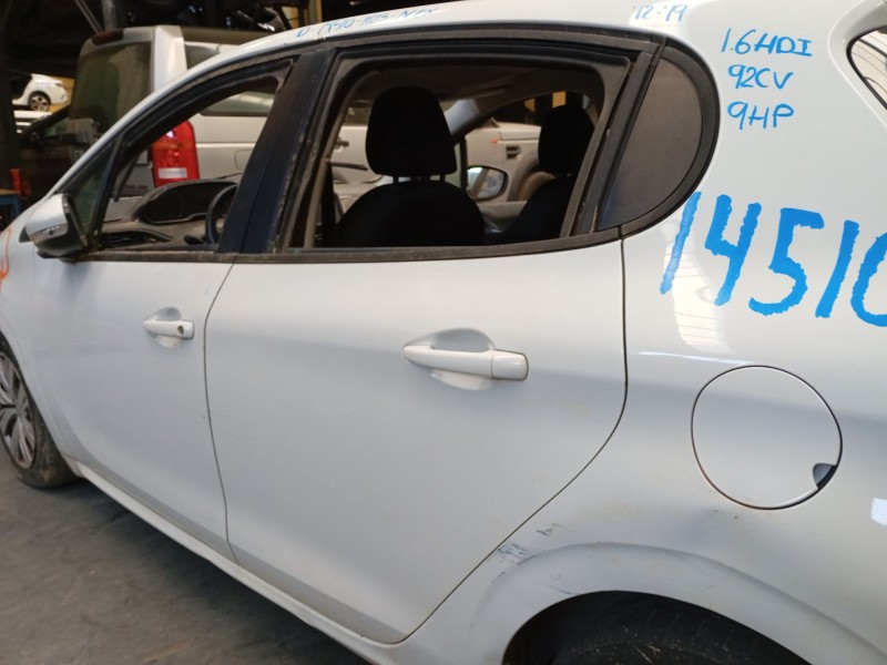 Recambio de puerta trasera izquierda para peugeot 208 i (ca_, cc_) 1.6 hdi referencia OEM IAM   