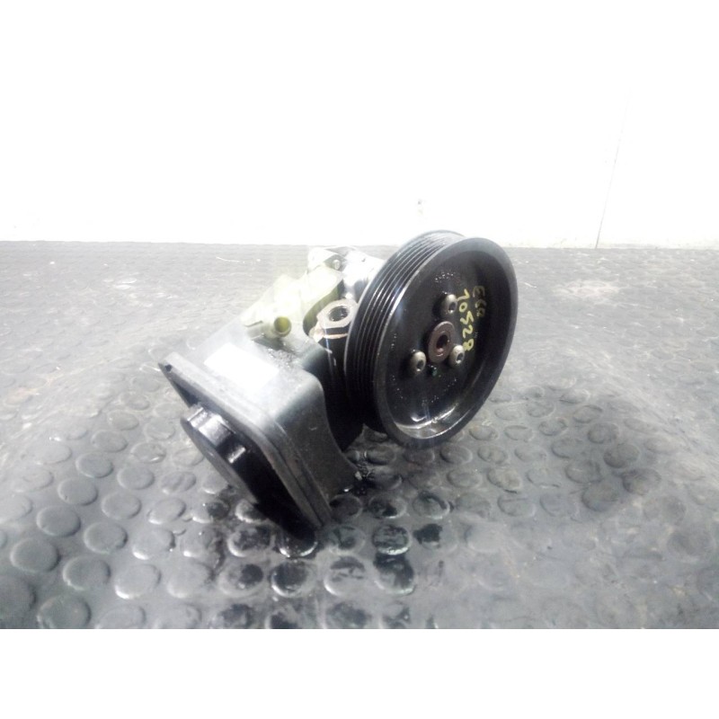 Recambio de bomba direccion para bmw serie 5 berlina (e60) 525d referencia OEM IAM 7693974101  