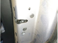 CERRADURA PUERTA TRASERA DERECHA 