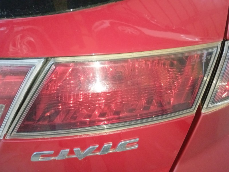 Recambio de piloto trasero derecho porton para honda civic berlina (fn) 2.2 ctdi referencia OEM IAM   