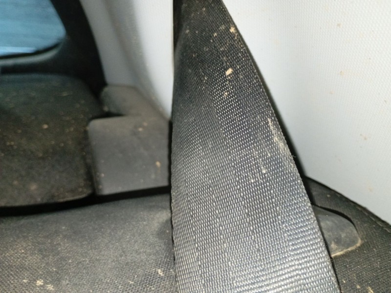 Recambio de cinturon seguridad trasero izquierdo para peugeot 208 i (ca_, cc_) 1.6 hdi referencia OEM IAM   