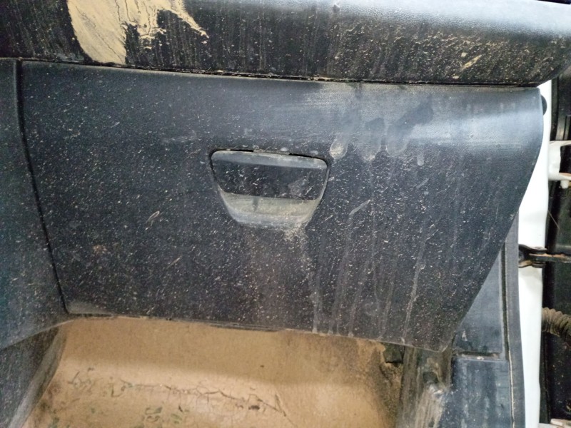 Recambio de guantera para peugeot 208 i (ca_, cc_) 1.6 hdi referencia OEM IAM   