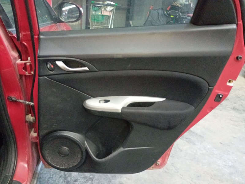 Recambio de guarnecido puerta trasera derecha para honda civic berlina (fn) 2.2 ctdi referencia OEM IAM   