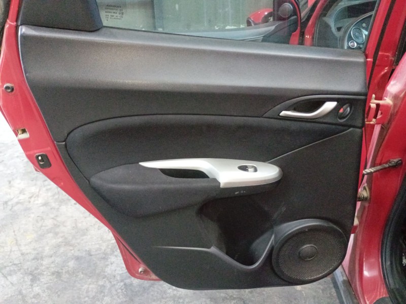 Recambio de guarnecido puerta trasera izquierda para honda civic berlina (fn) 2.2 ctdi referencia OEM IAM   