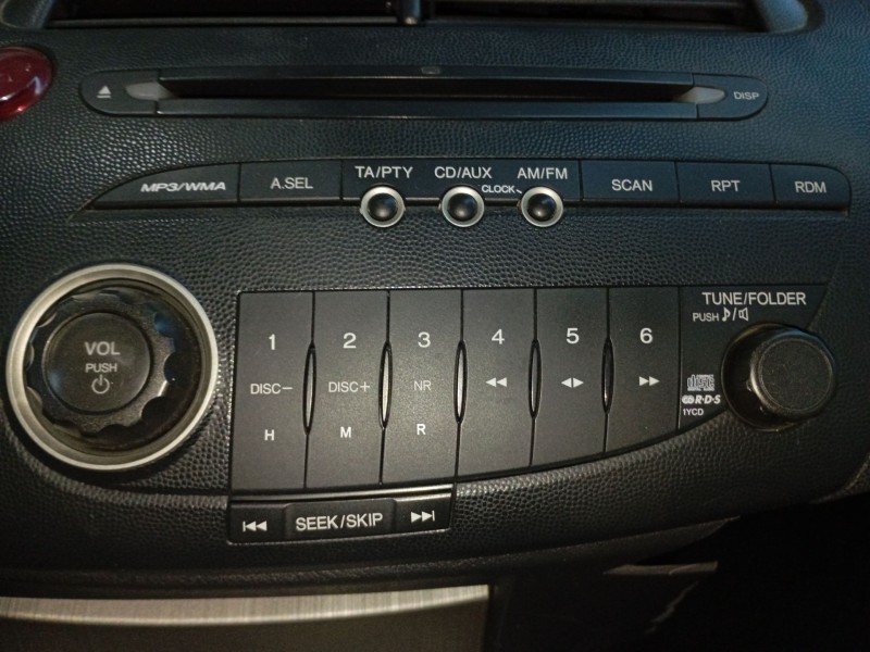 Recambio de sistema audio / radio cd para honda civic berlina (fn) 2.2 ctdi referencia OEM IAM   