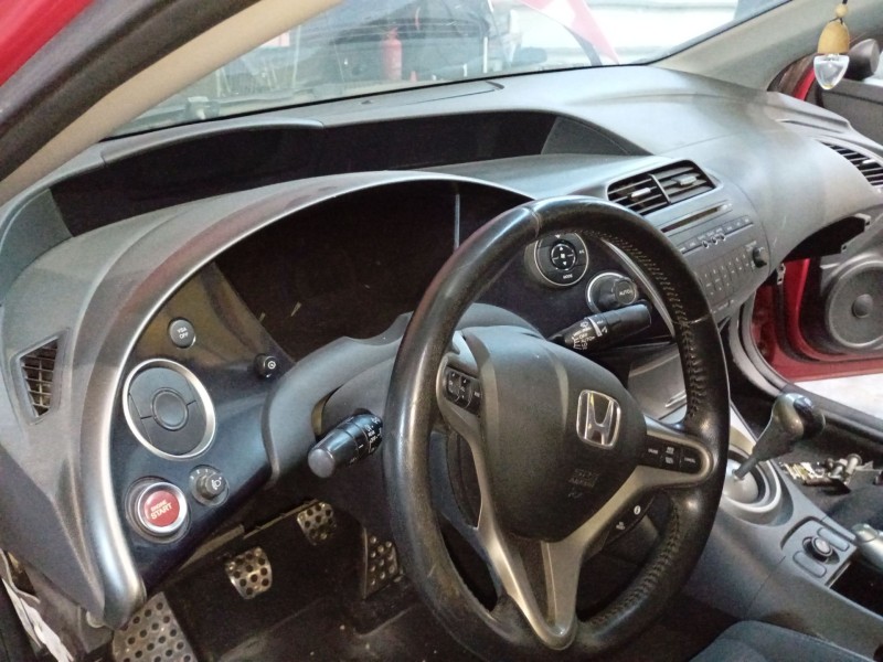 Recambio de salpicadero para honda civic berlina (fn) 2.2 ctdi referencia OEM IAM   