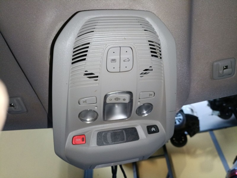 Recambio de luz interior para citroën c5 aircross (ac_, aj_, ar_, a4_) 1.5 bluehdi 130 (acyhzj, acyhzr) referencia OEM IAM   