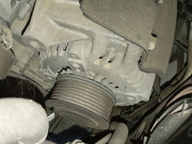 Recambio de alternador para honda civic berlina (fn) 2.2 ctdi referencia OEM IAM   