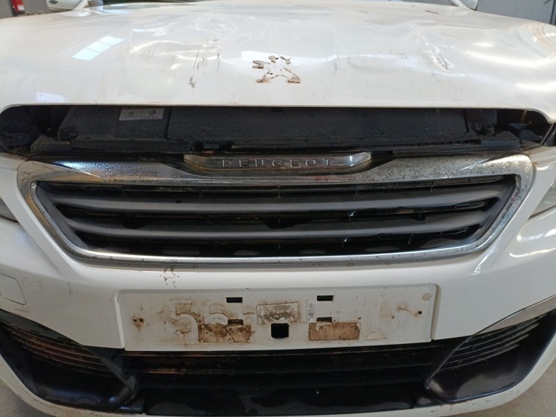 Recambio de rejilla delantera para peugeot 308 ii (lb_, lp_, lw_, lh_, l3_) 1.6 hdi referencia OEM IAM   