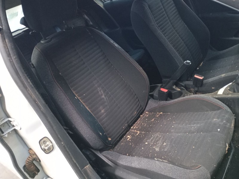 peugeot 208 ii (ub_, up_, uw_, uj_) del año 2020