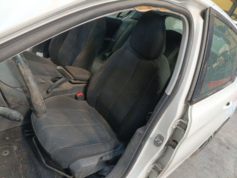 peugeot 308 ii (lb_, lp_, lw_, lh_, l3_) del año 2014