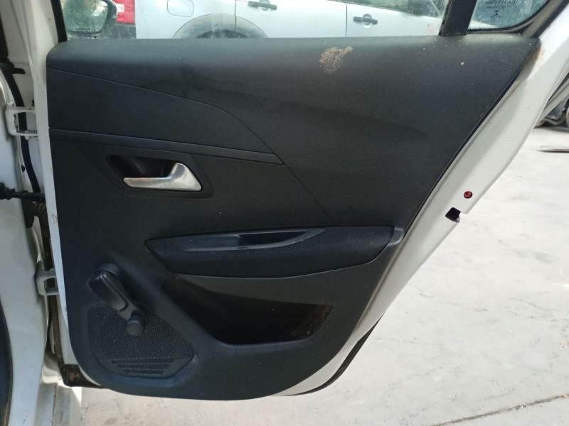 Recambio de guarnecido puerta trasera derecha para peugeot 208 ii (ub_, up_, uw_, uj_) 1.5 bluehdi 100 referencia OEM IAM   