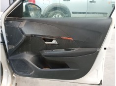 GUARNECIDO PUERTA DELANTERA DERECHA 