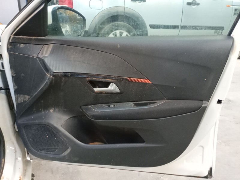 Recambio de guarnecido puerta delantera derecha para peugeot 208 ii (ub_, up_, uw_, uj_) 1.5 bluehdi 100 referencia OEM IAM   