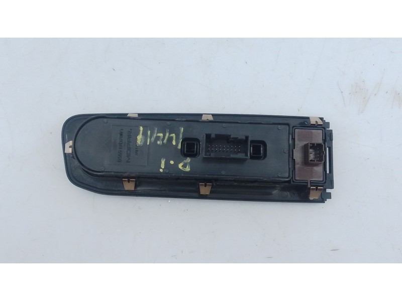 Recambio de mando elevalunas delantero izquierdo para jeep renegade suv (bu, b1, bv) 2.0 crd 4x4 referencia OEM IAM   