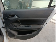 Recambio de guarnecido puerta trasera derecha para peugeot 308 ii (lb_, lp_, lw_, lh_, l3_) 1.6 hdi referencia OEM IAM   