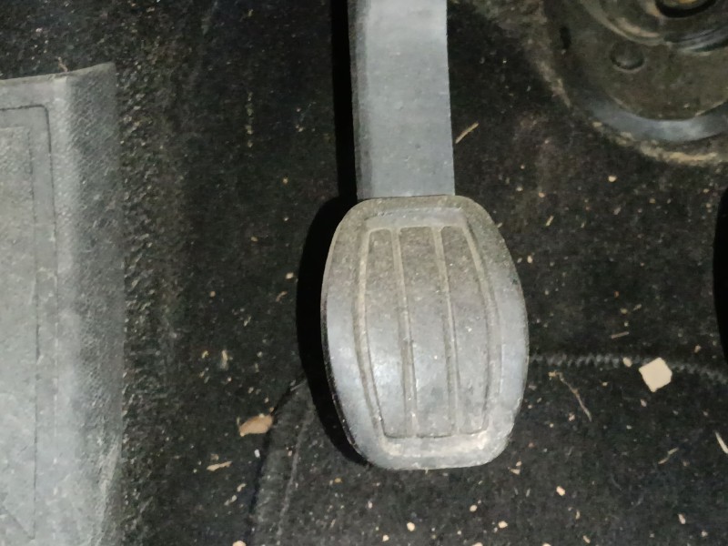 Recambio de pedal embrague para peugeot 308 ii (lb_, lp_, lw_, lh_, l3_) 1.6 hdi referencia OEM IAM   