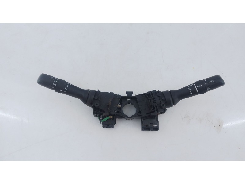 Recambio de mando intermitentes para subaru xv exclusive referencia OEM IAM   