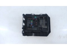 Recambio de caja reles / fusibles para renault captur ii (hf_) e-tech 160 referencia OEM IAM 284B64086R  
