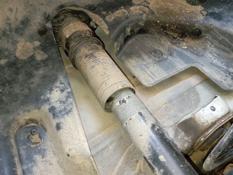 Recambio de amortiguador trasero izquierdo para peugeot 208 ii (ub_, up_, uw_, uj_) 1.5 bluehdi 100 referencia OEM IAM   