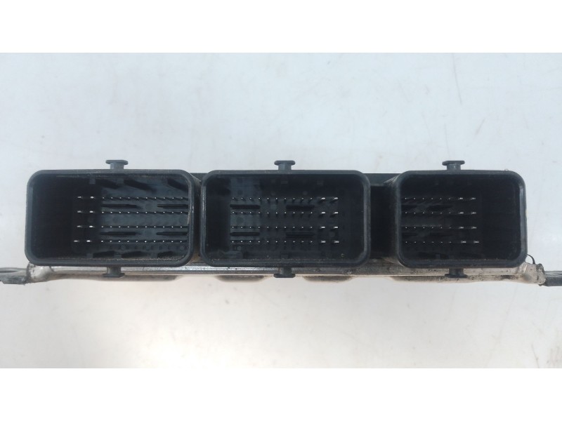 Recambio de centralita motor uce para dacia dokker furgoneta/monovolumen 1.6 referencia OEM IAM 237108193R  