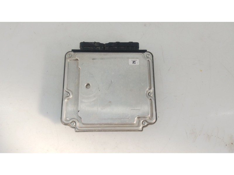 Recambio de centralita motor uce para toyota auris (_e18_) 1.4 d-4d (nde180_) referencia OEM IAM 896610Z601  