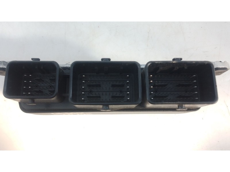 Recambio de centralita motor uce para renault captur ii (hf_) e-tech 160 referencia OEM IAM 237105990S 237102425S 