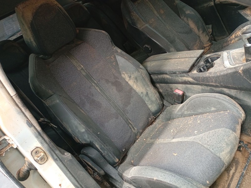 peugeot 3008 ii suv (mc_, mr_, mj_, m4_) del año 2017