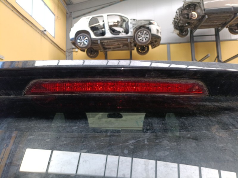 Recambio de luz central de freno para peugeot 3008 ii suv (mc_, mr_, mj_, m4_) 1.5 bluehdi 130 referencia OEM IAM   