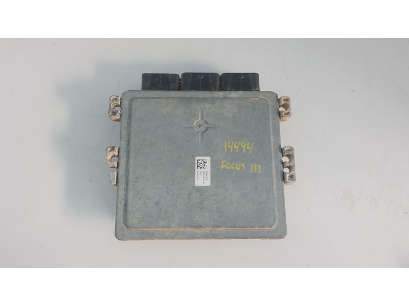 Recambio de centralita motor uce para ford focus iii turnier 1.6 tdci referencia OEM IAM BV6112A650DDA  