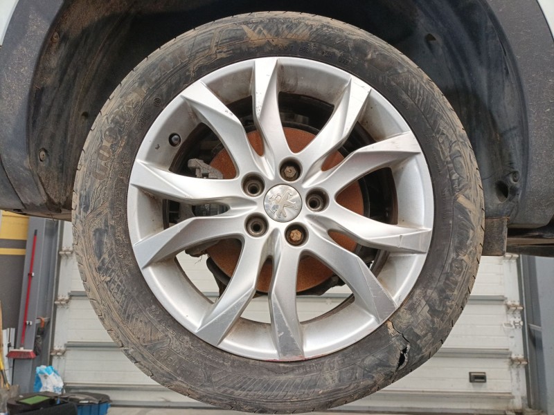 Recambio de llanta para peugeot 3008 ii suv (mc_, mr_, mj_, m4_) 1.5 bluehdi 130 referencia OEM IAM 215/55/17  