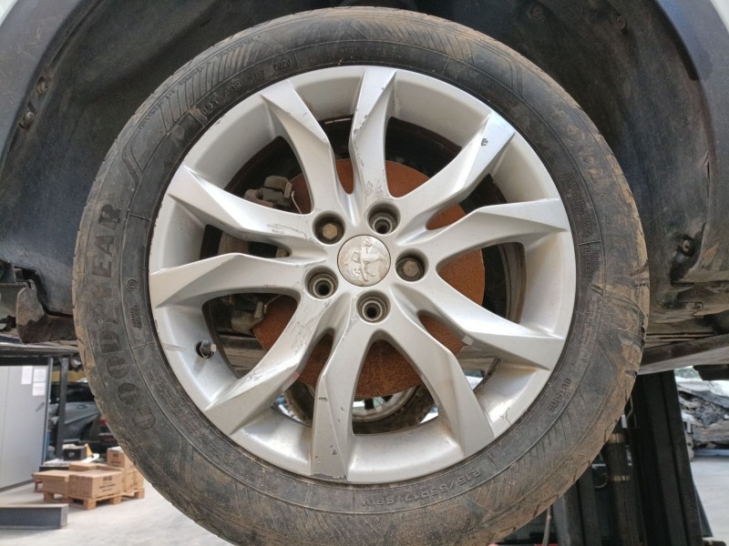 Recambio de llanta para peugeot 3008 ii suv (mc_, mr_, mj_, m4_) 1.5 bluehdi 130 referencia OEM IAM 215/55/17  