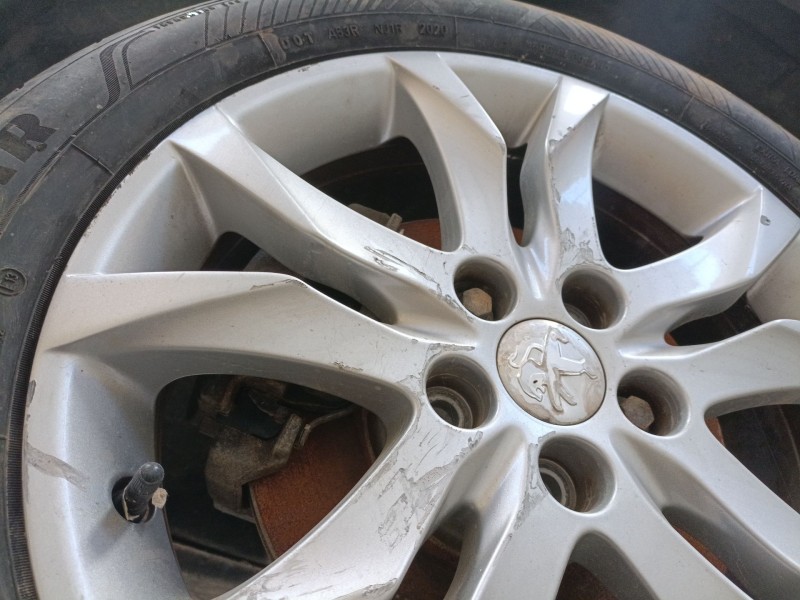 Recambio de llanta para peugeot 3008 ii suv (mc_, mr_, mj_, m4_) 1.5 bluehdi 130 referencia OEM IAM 215/55/17  