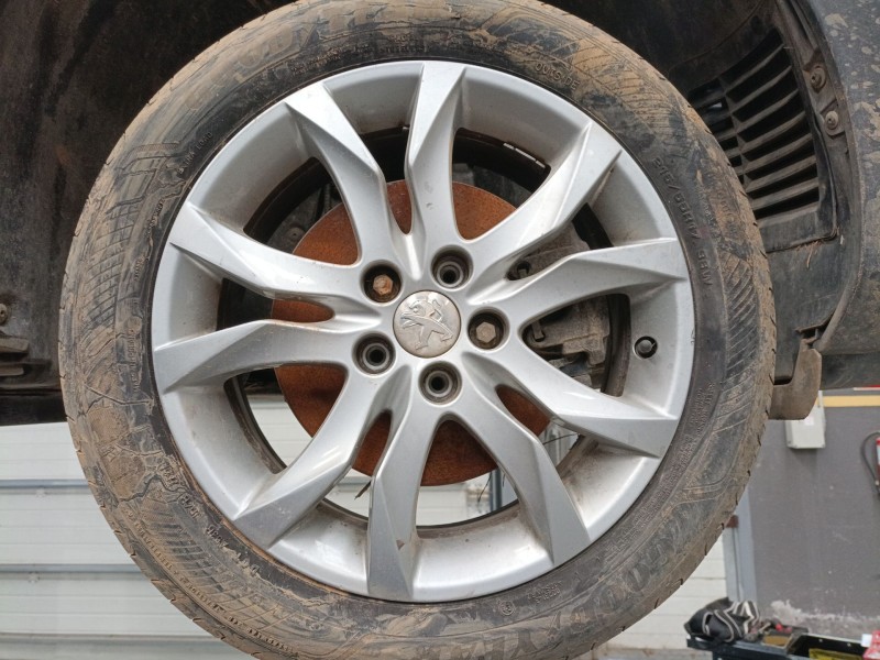 Recambio de llanta para peugeot 3008 ii suv (mc_, mr_, mj_, m4_) 1.5 bluehdi 130 referencia OEM IAM 215/55/17  