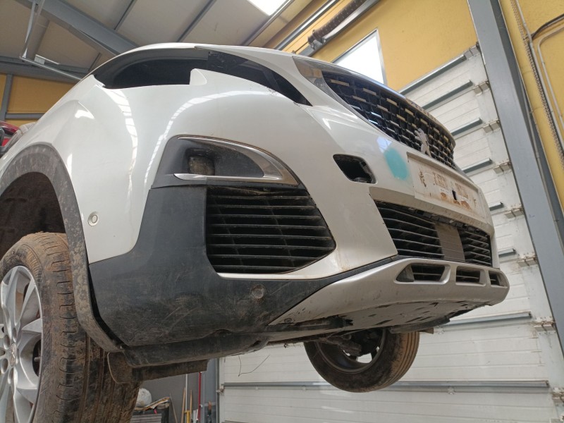 Recambio de paragolpes delantero para peugeot 3008 ii suv (mc_, mr_, mj_, m4_) 1.5 bluehdi 130 referencia OEM IAM   