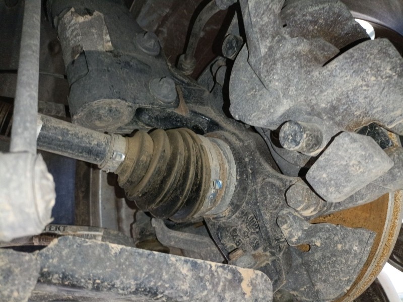 Recambio de mangueta delantera izquierda para peugeot 3008 ii suv (mc_, mr_, mj_, m4_) 1.5 bluehdi 130 referencia OEM IAM   