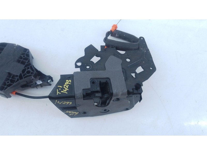 Recambio de cerradura puerta trasera izquierda para jaguar xe (x760) 2.0 d referencia OEM IAM   