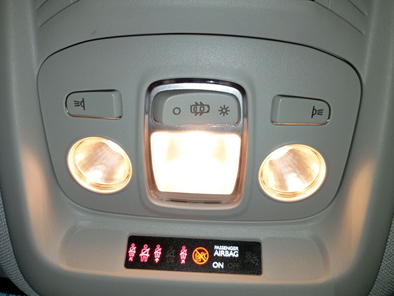 Recambio de luz interior para citroën c3 aircross i (2r_, 2c_) 1.2 puretech 110 (2rhnzb, 2rhnzw, 2rhnpx, 2rhnpj) referencia OEM 