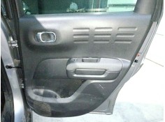 GUARNECIDO PUERTA TRASERA DERECHA 