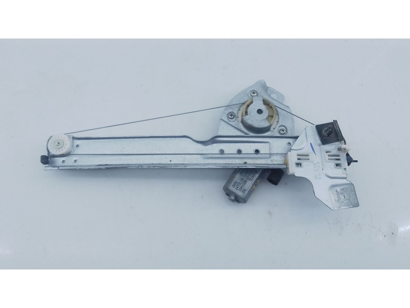 Recambio de elevalunas trasero derecho para dacia duster ambiance 4x2 referencia OEM IAM   