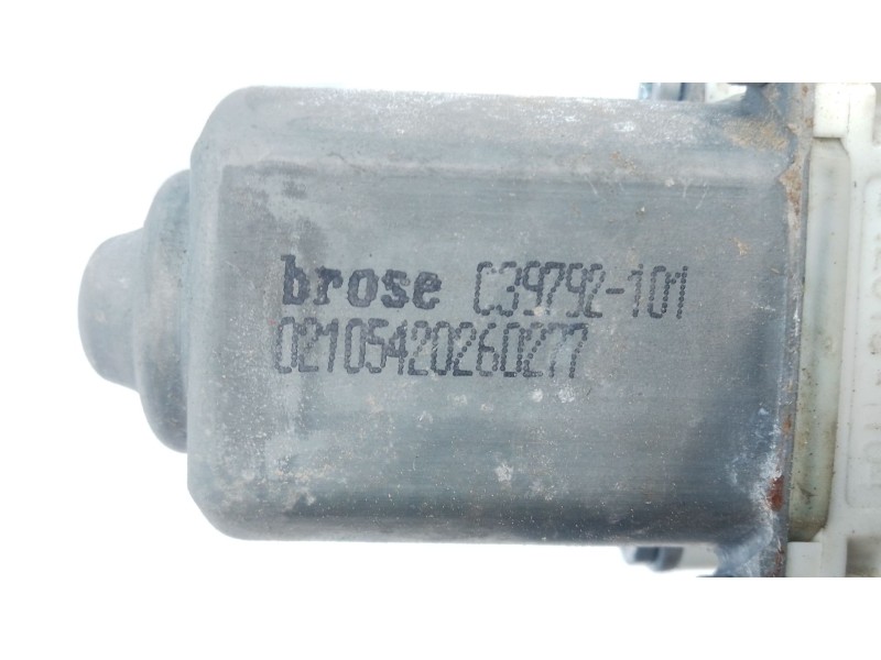 Recambio de elevalunas trasero izquierdo para jaguar xe (x760) 2.0 d referencia OEM IAM   