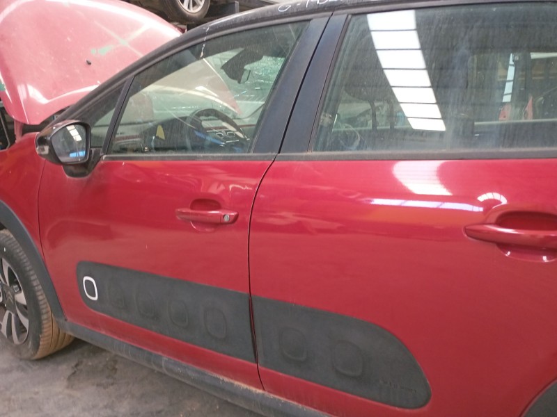 Recambio de puerta delantera izquierda para citroën c3 iii (sx) 1.2 puretech 82 referencia OEM IAM   
