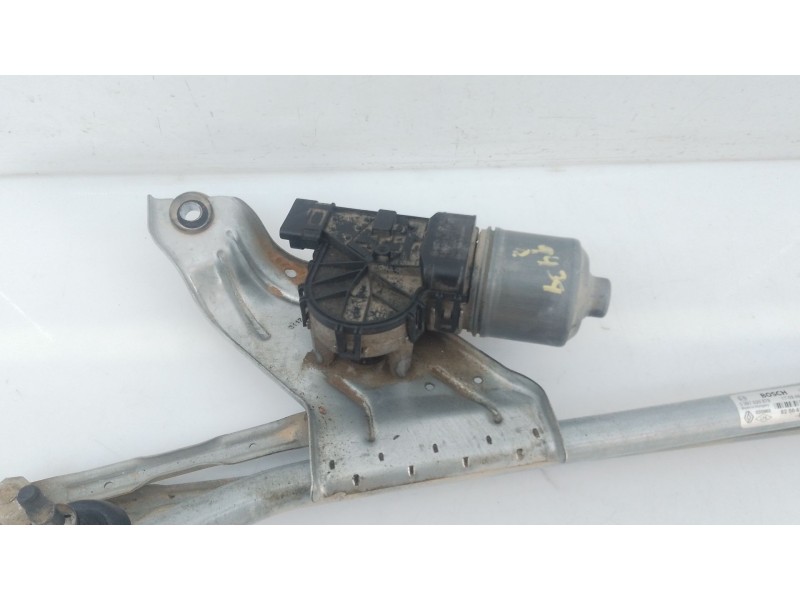 Recambio de motor limpia delantero para dacia duster ambiance 4x2 referencia OEM IAM 0390241544  