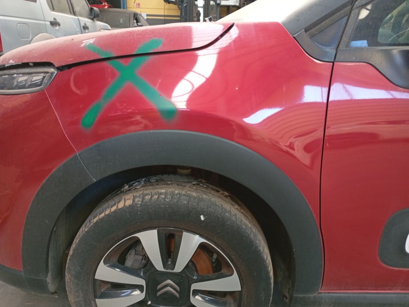 Recambio de aleta delantera izquierda para citroën c3 iii (sx) 1.2 puretech 82 referencia OEM IAM   