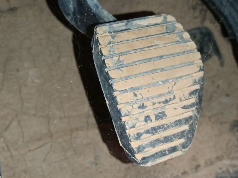 Recambio de pedal freno para peugeot 208 i (ca_, cc_) 1.2 vti 82 referencia OEM IAM   