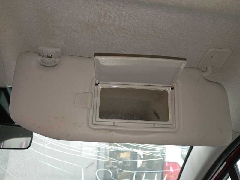 Recambio de parasol derecho para citroën c3 iii (sx) 1.2 puretech 82 referencia OEM IAM   